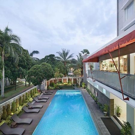 Grand Cakra Hotel Malang Exterior photo